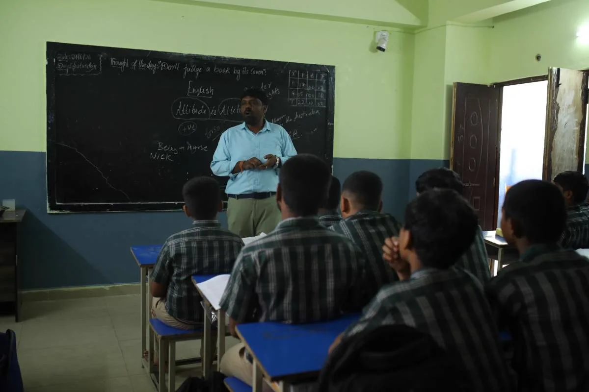 Children in class at Amitabha Aadarana Vidyalaya